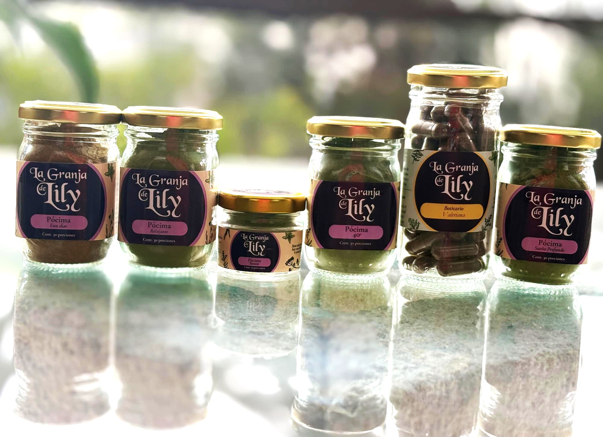 Cambios Hormonales en las Mujeres: Manejo Natural y Apoyo con Plantas Medicinales🌿